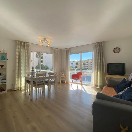 Apartamentos Ch Салоу Екстериор снимка